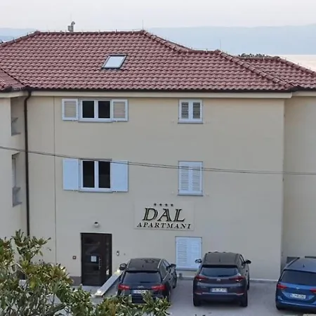 Apartment Dal *